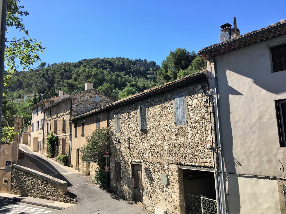 Апартаменты Sejour Authentique Et Provencal Фонтен-де-Воклюз Экстерьер фото